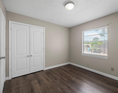15915 Mueschke Road - Photo Thumbnail 30