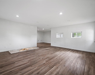 15915 Mueschke Road - Photo Thumbnail 27