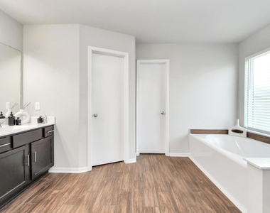 2643 Ridgeback Drive - Photo Thumbnail 25