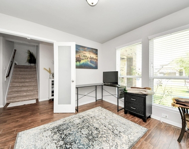 2643 Ridgeback Drive - Photo Thumbnail 7