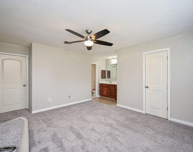 1114 Blue Diamond Drive - Photo Thumbnail 9