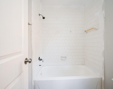 1114 Blue Diamond Drive - Photo Thumbnail 12