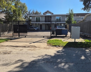 1421 Marshall Street - Photo Thumbnail 1