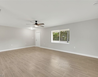 27150 Esther Drive - Photo Thumbnail 8