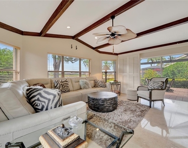 9341 White Hickory Lane - Photo Thumbnail 13