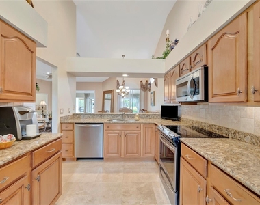9341 White Hickory Lane - Photo Thumbnail 11