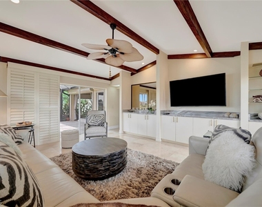 9341 White Hickory Lane - Photo Thumbnail 14