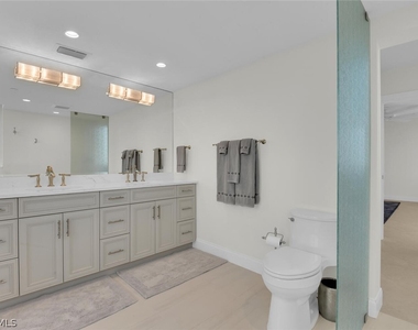 7515 Pelican Bay Boulevard - Photo Thumbnail 22