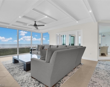 7515 Pelican Bay Boulevard - Photo Thumbnail 2