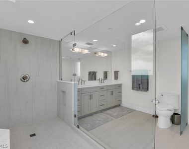 7515 Pelican Bay Boulevard - Photo Thumbnail 23