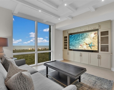 7515 Pelican Bay Boulevard - Photo Thumbnail 11
