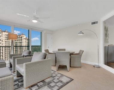 7515 Pelican Bay Boulevard - Photo Thumbnail 14