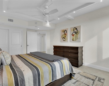 7515 Pelican Bay Boulevard - Photo Thumbnail 29