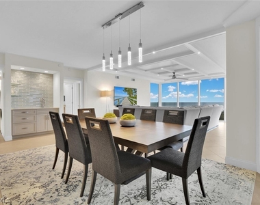7515 Pelican Bay Boulevard - Photo Thumbnail 4