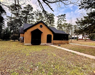 300 Dunnam Avenue - Photo Thumbnail 4
