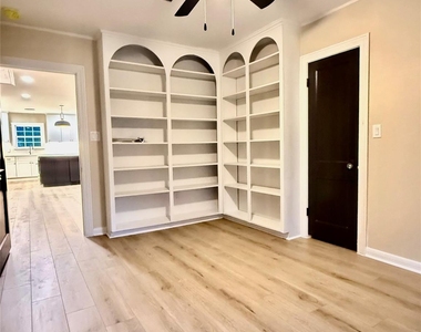 300 Dunnam Avenue - Photo Thumbnail 25