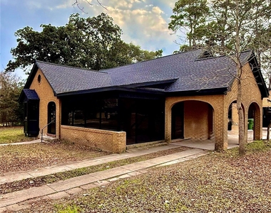 300 Dunnam Avenue - Photo Thumbnail 26