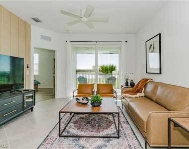15275 Green Acre Avenue - Photo Thumbnail 5