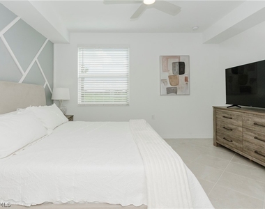 15285 Green Acre Avenue - Photo Thumbnail 13