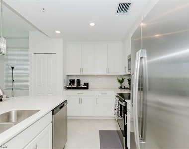 15285 Green Acre Avenue - Photo Thumbnail 2