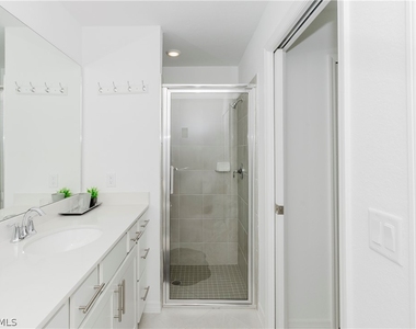15285 Green Acre Avenue - Photo Thumbnail 17