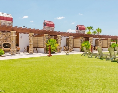 15285 Green Acre Avenue - Photo Thumbnail 43