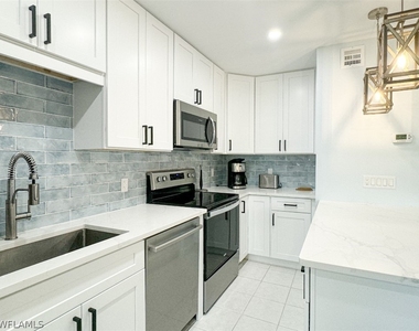 788 Park Shore Drive - Photo Thumbnail 18