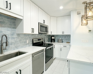 788 Park Shore Drive - Photo Thumbnail 19