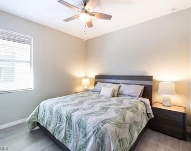 16315 Bonita Landing Circle - Photo Thumbnail 19
