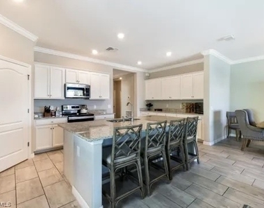 16315 Bonita Landing Circle - Photo Thumbnail 4