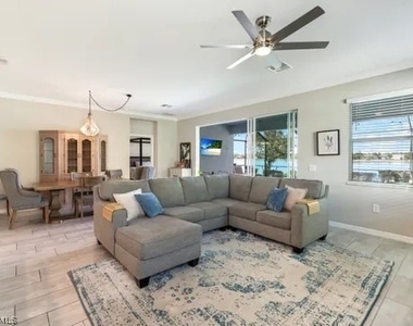 16315 Bonita Landing Circle - Photo Thumbnail 9
