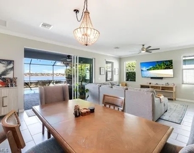 16315 Bonita Landing Circle - Photo Thumbnail 12