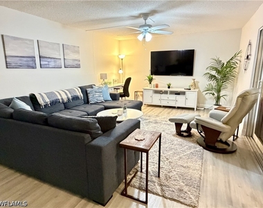 209 Palm Drive - Photo Thumbnail 26