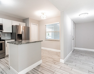 1392 Churchill Circle - Photo Thumbnail 1
