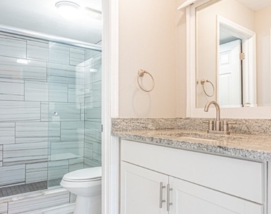 1392 Churchill Circle - Photo Thumbnail 9
