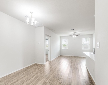 14214 Glacier Bay Court - Photo Thumbnail 5