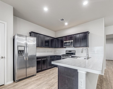 14214 Glacier Bay Court - Photo Thumbnail 9