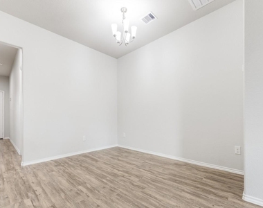 14214 Glacier Bay Court - Photo Thumbnail 6