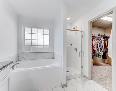 204 Shoreview Drive - Photo Thumbnail 31