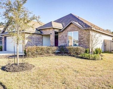 204 Shoreview Drive - Photo Thumbnail 2
