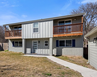 6104 Reicher Drive - Photo Thumbnail 1