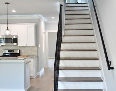 1839 Dewalt Street - Photo Thumbnail 9