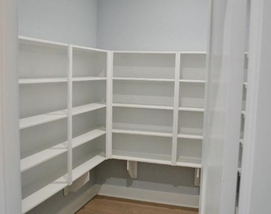 1839 Dewalt Street - Photo Thumbnail 2