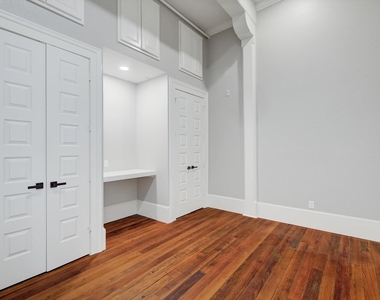 2206 Strand - Photo Thumbnail 15