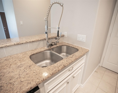 13165 Snow Lane Lane - Photo Thumbnail 16