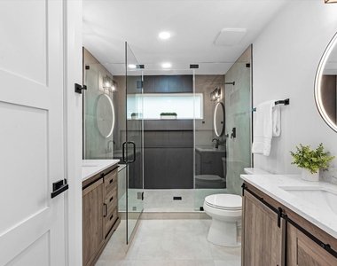 1826 Woodcrest Drive - Photo Thumbnail 13