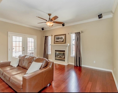 303 N Elder Grove Drive - Photo Thumbnail 13