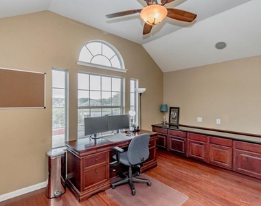 303 N Elder Grove Drive - Photo Thumbnail 23