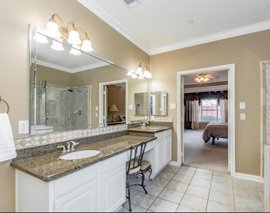 303 N Elder Grove Drive - Photo Thumbnail 17