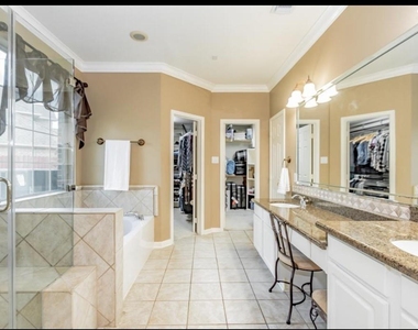 303 N Elder Grove Drive - Photo Thumbnail 16